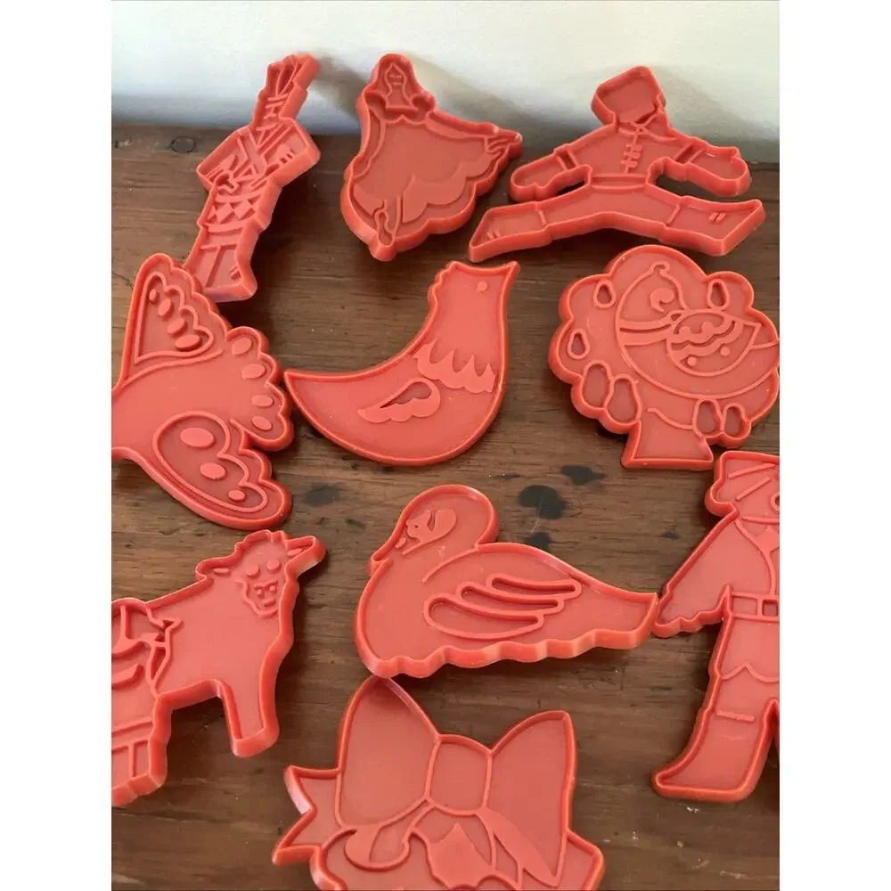 Vtg 1978 Chilton Twelve Days of Christmas Incomplete Set of 10 Cookie Cutters